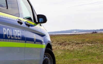 BPOL NRW: Bundespolizei stoppt mutmaßliches Diebesduo am Flughafen Köln/Bonn
