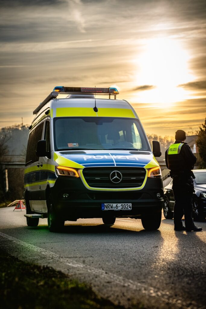 POL-EN: Wetter/Herdecke/EN-Kreis: Intensive Kontrollen zur Bekämpfung der Einbruchskriminalität_ Enge Zusammenarbeit mit mehreren Behörden.