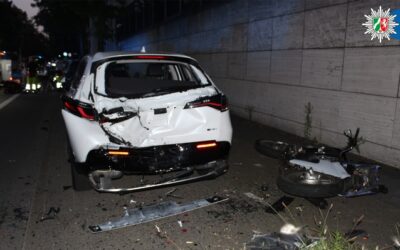 POL-OB: Verkehrsunfall auf Einsatzfahrt in Oberhausen