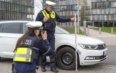 POL-ME: Verkehrsunfallfluchten aus dem Kreisgebiet – 2601109