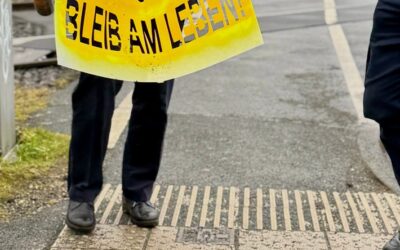 POL-SU: Auftakt der Präventionskampagne „BLEIB STEHEN, BLEIB AM LEBEN!“ in Hennef