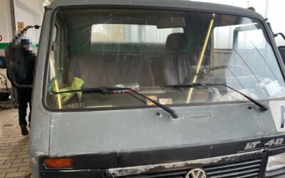 POL-BI: Schrottsammler mit schrottreifem Fahrzeug unterwegs