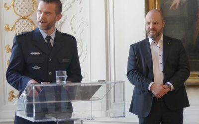 BPOL NRW: Bundespolizei Aachen vereidigt 10 neue Bundespolizisten im Rathaus Aachen – Verstärkung für die Region