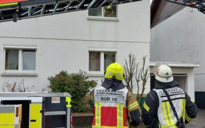 FW Paderborn: Gemeldeter Wohnungsbrand in Paderborner Innenstadt