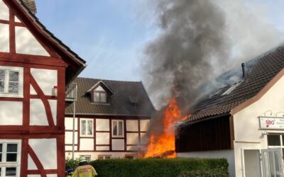 POL-HX: Gartenhütte