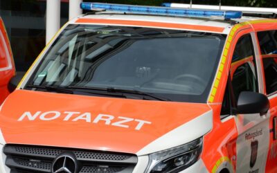 POL-ME: Autofahrerin missachtet Vorfahrt: Pedelecfahrer schwer verletzt – 2603017