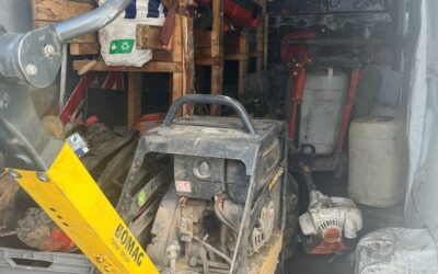 POL-HA: Rüttelplatte und Benzinkanister ohne Sicherung transportiert