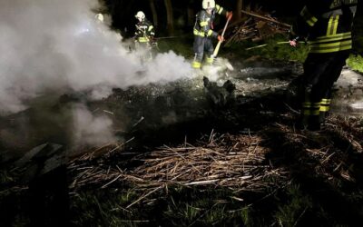 FW-EN: Gemeldeter Waldbrand am Ostersonntag