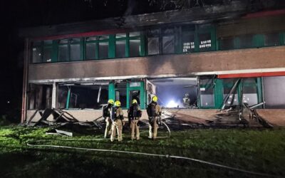 FW Gronau: Nächtlicher Brand am Berufskolleg für Wirtschaft und Verwaltung