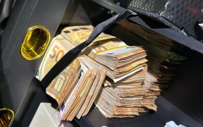 HZA-K: 560 Einsatzkräfte durchsuchen Transportfirmen in 6 Bundesländern, Spezialeinheiten im Einsatz, AK-47 und Handfeuerwaffen sichergestellt, sechs Haftbefehle vollstreckt, Schadensbetrag von rund 34 Mio.