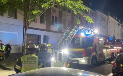 FW-DO: Nächtlicher Wohnungsbrand in der Dortmunder Nordstadt