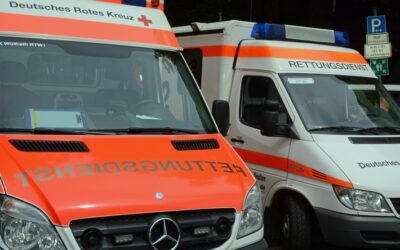 POL-ME: Zusammenstoß zwischen Auto- und Rennradfahrer: 72-Jähriger schwer verletzt – 2605005
