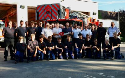 FW-GL: Feuerwehr Bergisch Gladbach stellt dritte Drehleiter in Dienst