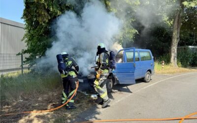 FW Hünxe: Pkw-Brand