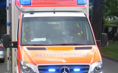 POL-ME: 29-jähriger Rollerfahrer bei Verkehrsunfall schwer verletzt – 2606048