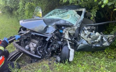 FW-W: Schwerer Unfall bei Hahnenfurth