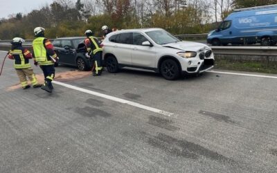 FW-RE: Dachstuhlbrand in Recklinghausen-Hillerheide fordert umfangreichen Feuerwehreinsatz