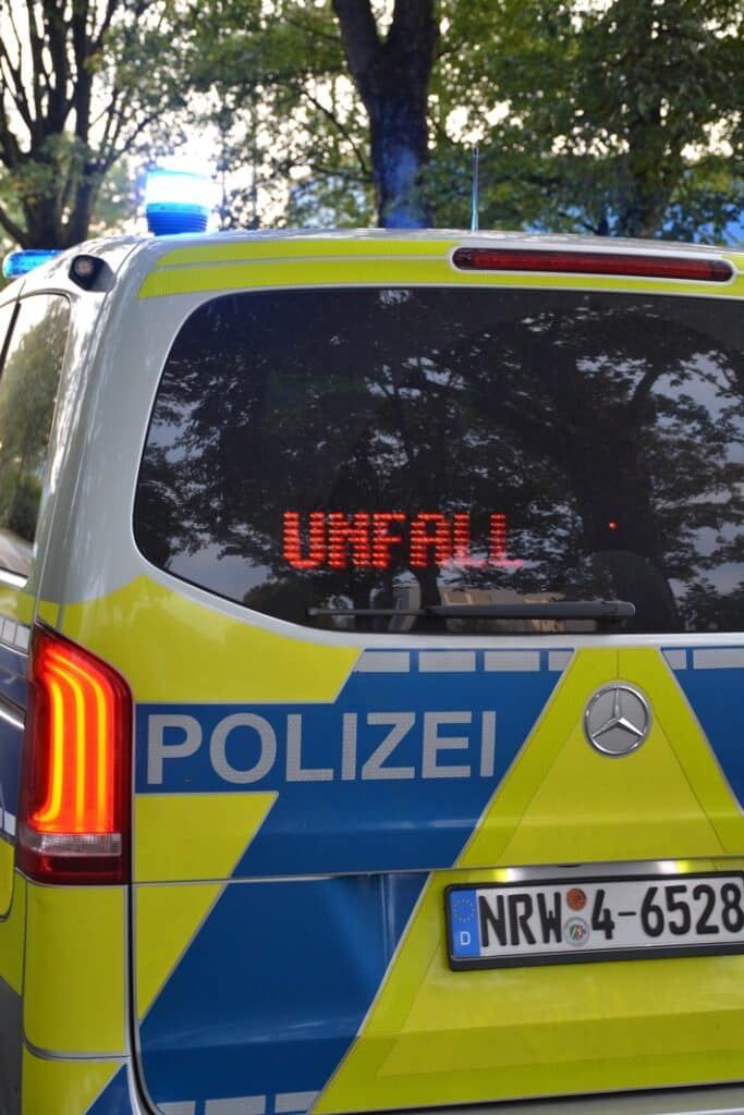 POL-ME: Verkehrsunfallfluchten aus dem Kreisgebiet – 2607041