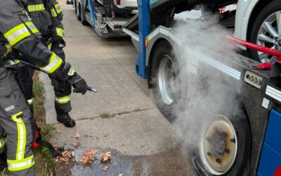 FW-WRN: Heiße LKW-Bremse sorgt für Einsatz auf der Autobahn