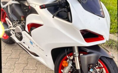 POL-RBK: Bergisch Gladbach – Motorrad in Bensberg entwendet