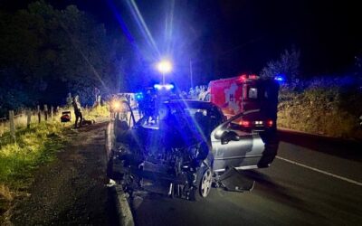FW-EN: Fahrzeug verunfallt – Mehrere Verletzte