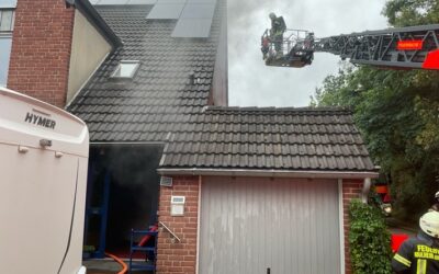 FW-MH: Kellerbrand in Saarn: E-Bike-Akkus in Brand geraten – Bewohner retten sich selbstständig ins Freie