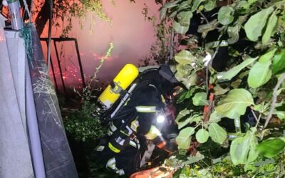 FW-Schermbeck: Brand Gartenlaube